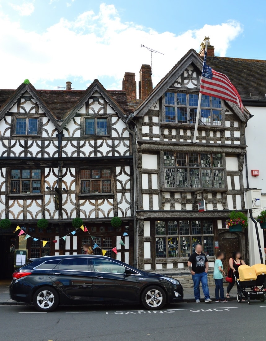 Another example of a half-timbered house in Stratford